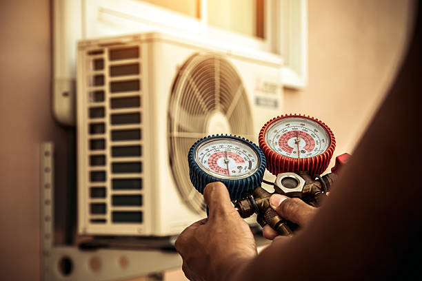 Professional Hvac technician working in Lemoyne, PA